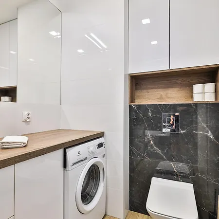 Apartment Cybernetyki 15 & Bezplatny Garaz By Perfect *